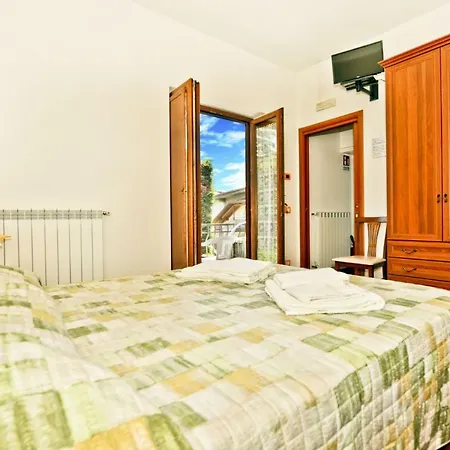 Donna Rachele 4* אג'רולה