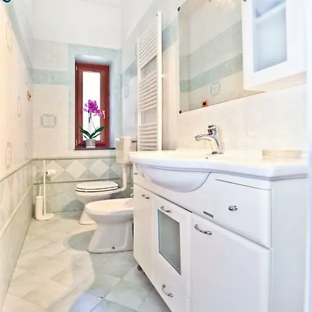 לינה וארוחת בוקר Donna Rachele